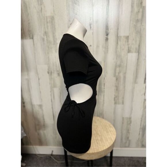 Black mini Bodycon dress - Picture 2 of 7